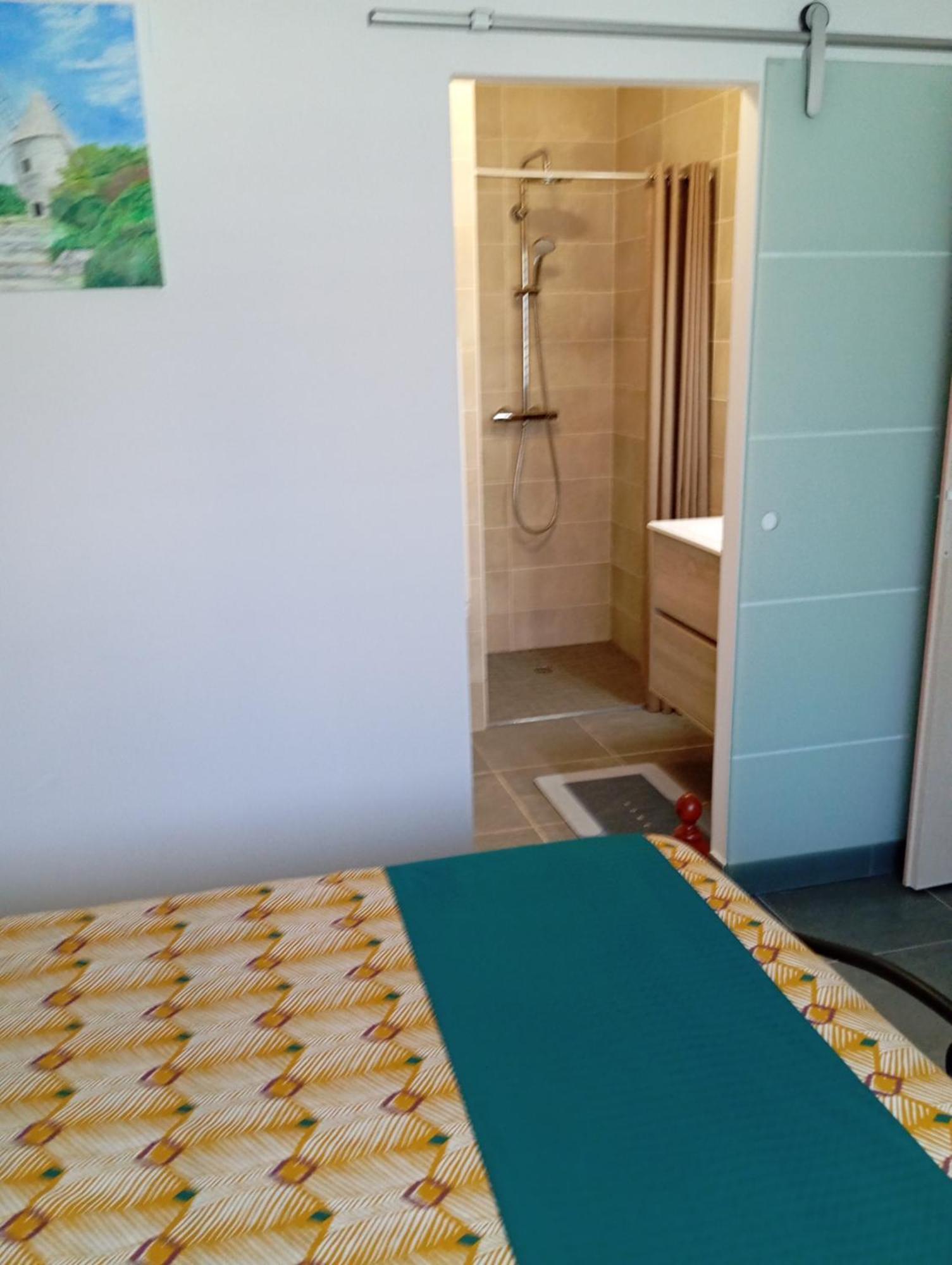 Almendra34480 Bed & Breakfast Magalas Екстериор снимка